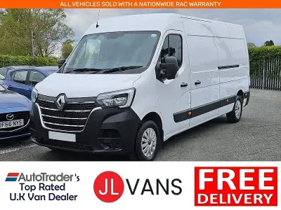 Käytetty Renault Master Business 135 HP (99 kW) 2023 Valkoinen Tila-auto