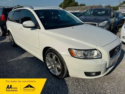 Used Volvo V50 SE Lux 115 HP (84 kW) 2012 White Estate