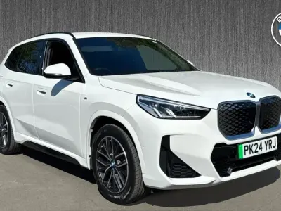 Usado BMW iX1 M Sport 147 kW (201 HP) 2024 Branco SUV