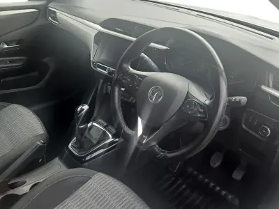 Used Vauxhall Corsa Edition 75 HP (55 kW) 2022 White Hatchback