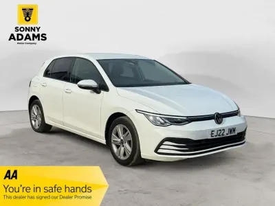 Used VW Golf VIII Life 130 HP (95 kW) 2022 White Hatchback