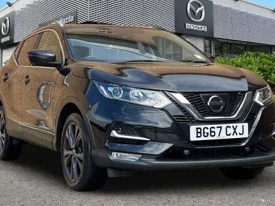 Used Nissan Qashqai N-Connecta 116 HP (85 kW) 2017 Black SUV