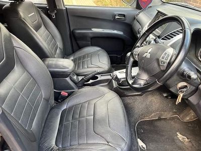 Mitsubishi L200