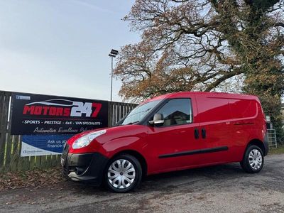 Red Used 2014 Fiat Doblò MPV | £5,995 (Expensive)