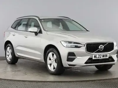 Used Volvo XC60 Momentum 194 HP (142 kW) 2022 Silver SUV