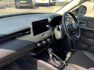 Używany Honda HR-V Advance 131 KM (96 kW) 2025 Szary SUV