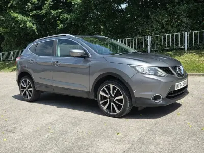 Used Nissan Qashqai Tekna 115 HP (84 kW) 2014 Grey SUV