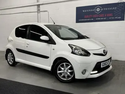 Gebraucht Toyota Aygo 2013 Weiß Kleinwagen