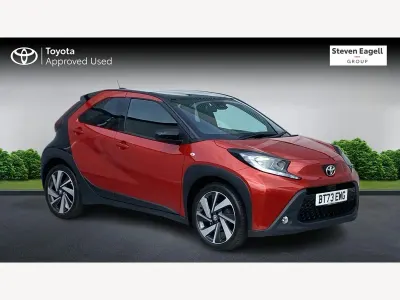 Used Toyota Aygo X 72 HP (52 kW) 2023 Red SUV