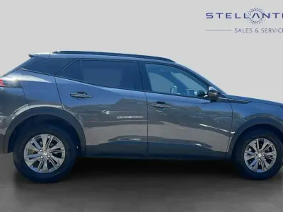 Used Peugeot 2008 Active+ 100 HP (73 kW) 2023 Grey SUV