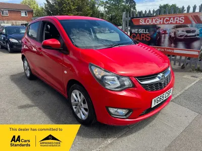 Used Vauxhall Viva 75 HP (55 kW) 2015 Red Hatchback