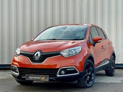 Used Renault Captur Dynamique 90 HP (66 kW) 2015 Orange SUV