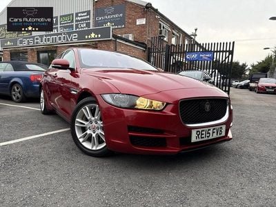 Used Jaguar XE Prestige 197 HP (144 kW) 2015 Red Sedan