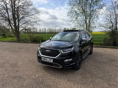 Begagnad Ford Edge Vignale 210 HK (154 kW) 2016 Svart SUV