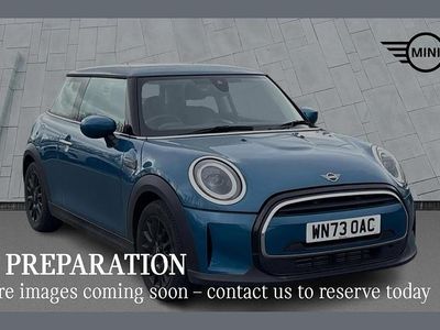 Used Mini Cooper Classic 134 HP (98 kW) 2023 Blue Hatchback