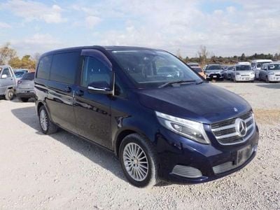 Used Mercedes V220 SE 163 HP (119 kW) 2016 Blue MPV