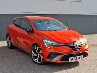 Used Renault Clio RS Line 90 HP (66 kW) 2023 Orange Hatchback