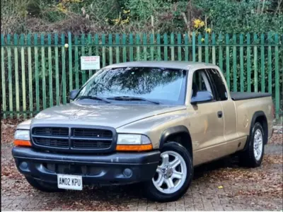 Used Dodge Dakota 177 HP (130 kW) 2004 Gold Pickup