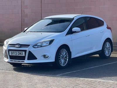 Used Ford Focus Zetec 2013 White Hatchback