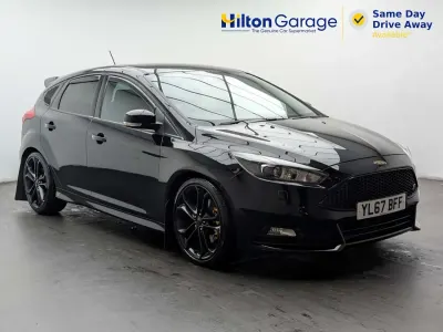 Używany Ford Focus ST 185 KM (136 kW) 2018 Czarny Hatchback