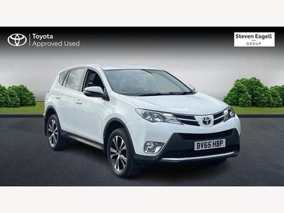 Usado Toyota RAV4 150 HP (110 kW) 2015 Branco SUV