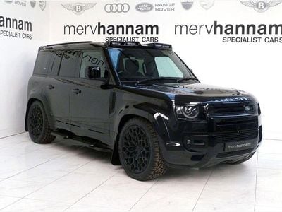 Usado Land Rover Defender Dynamic 300 HP (220 kW) 2021 Preto SUV