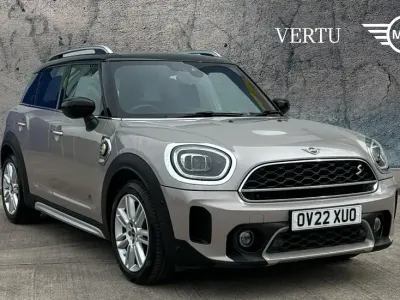Używany Mini Cooper S Countryman Exclusive 219 KM (161 kW) 2022 Szary SUV