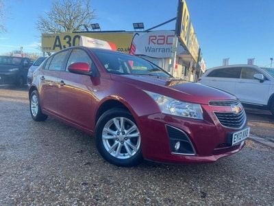 Red Used 2013 Chevrolet Cruze LT Hatchback | £4,999 (A bit pricey)