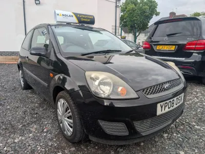 Begagnad Ford Fiesta Style 2008 Svart Halvkombi