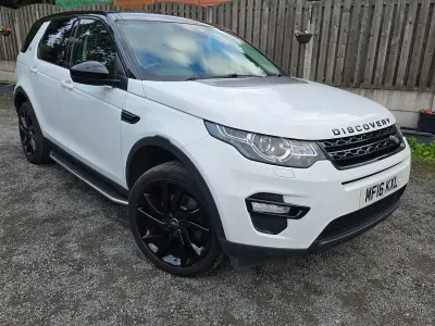 Used Land Rover Discovery Sport HSE 180 HP (132 kW) 2016 White SUV