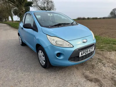 Używany Ford Ka Studio 69 KM (50 kW) 2009 Niebieski Hatchback