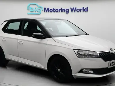Used Skoda Fabia Colour Edition 60 HP (44 kW) 2021 White Hatchback
