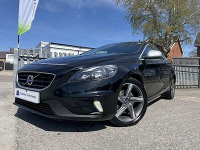 Used Volvo V40 R-Design 120 HP (88 kW) 2015 Black Hatchback