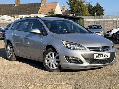 Used Vauxhall Astra 115 HP (84 kW) 2013 Silver Estate