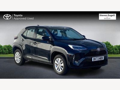 Black Used 2023 Toyota Yaris Hybrid Hatchback | £23,198 (Expensive)