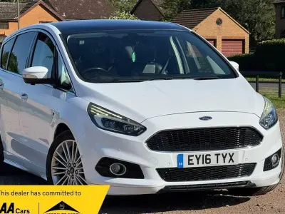 Używany Ford S-MAX Sport 210 KM (154 kW) 2016 Minivan