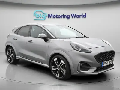 Usado Ford Puma ST-Line X 155 HP (114 kW) 2020 Prateado SUV