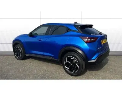 Usado Nissan Juke N-Connecta 114 HP (83 kW) 2024 Azul SUV