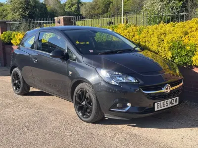 Second-hand Vauxhall Corsa SRi 100 CP (73 kW) 2015 Negru Hatchback