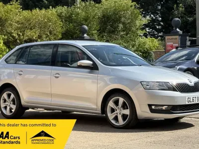Used Skoda Rapid SE 95 HP (69 kW) 2017 Silver Hatchback