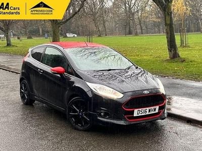 Black Used 2016 Ford Fiesta Zetec Hatchback | £4,495 (Fair price)