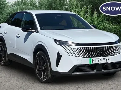 Used Peugeot e-3008 Allure 156 kW (213 HP) 2025 White SUV