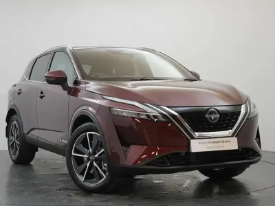 Used Nissan Qashqai Tekna 187 HP (137 kW) 2023 Red SUV