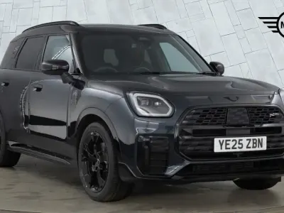 Usado Mini Countryman 215 CV (158 kW) 2025 Gris SUV