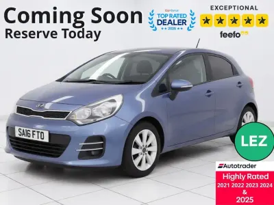 Used Kia Rio 84 HP (61 kW) 2016 Blue Hatchback