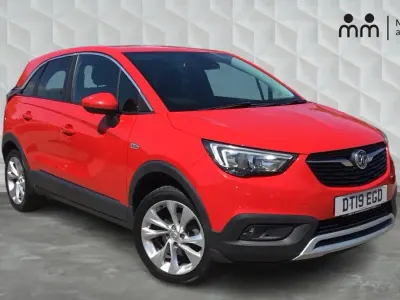 Used Vauxhall Crossland X S 110 HP (80 kW) 2019 Red SUV