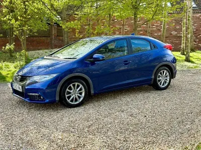 Używany Honda Civic ES 142 KM (104 kW) 2012 Niebieski Hatchback