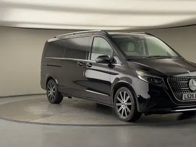 Used Mercedes V220 Premium 163 HP (119 kW) 2025 Obsidian black MPV