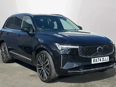Usado Volvo XC90 Ultra 250 HP (183 kW) 2025 SUV