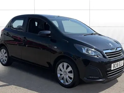 Used Peugeot 108 Active 72 HP (52 kW) 2022 Hatchback
